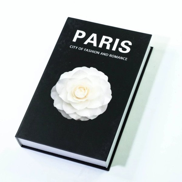 BOOK PARIS