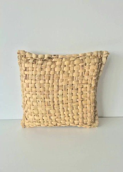ALMOHADON WHITE LOTUS