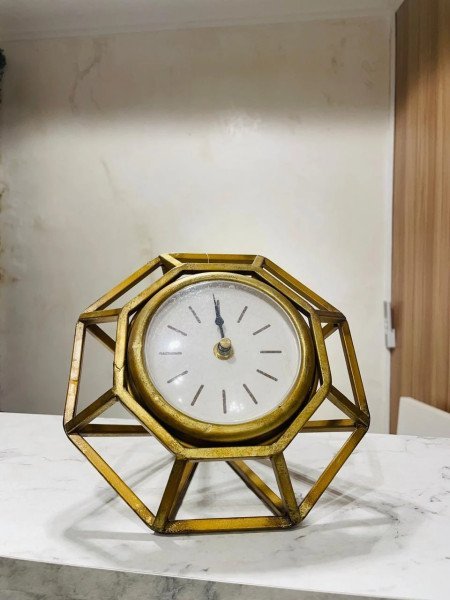 RELOJ DE MESA DIAMANTE 18 CM