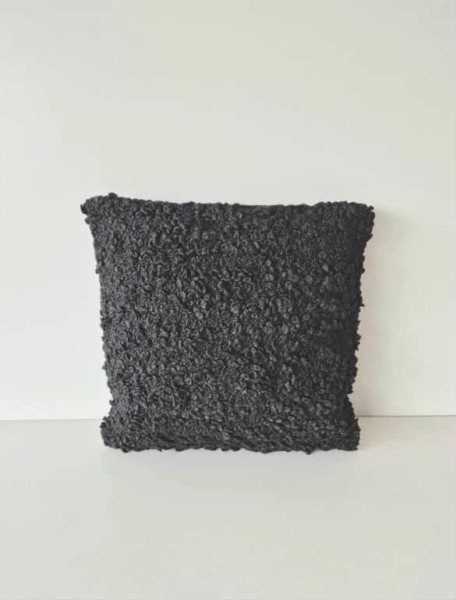 ALMOHADON BUCLEE 45X45 CM